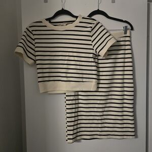 Striped Short Sleeve Knit Top in Cream and Black